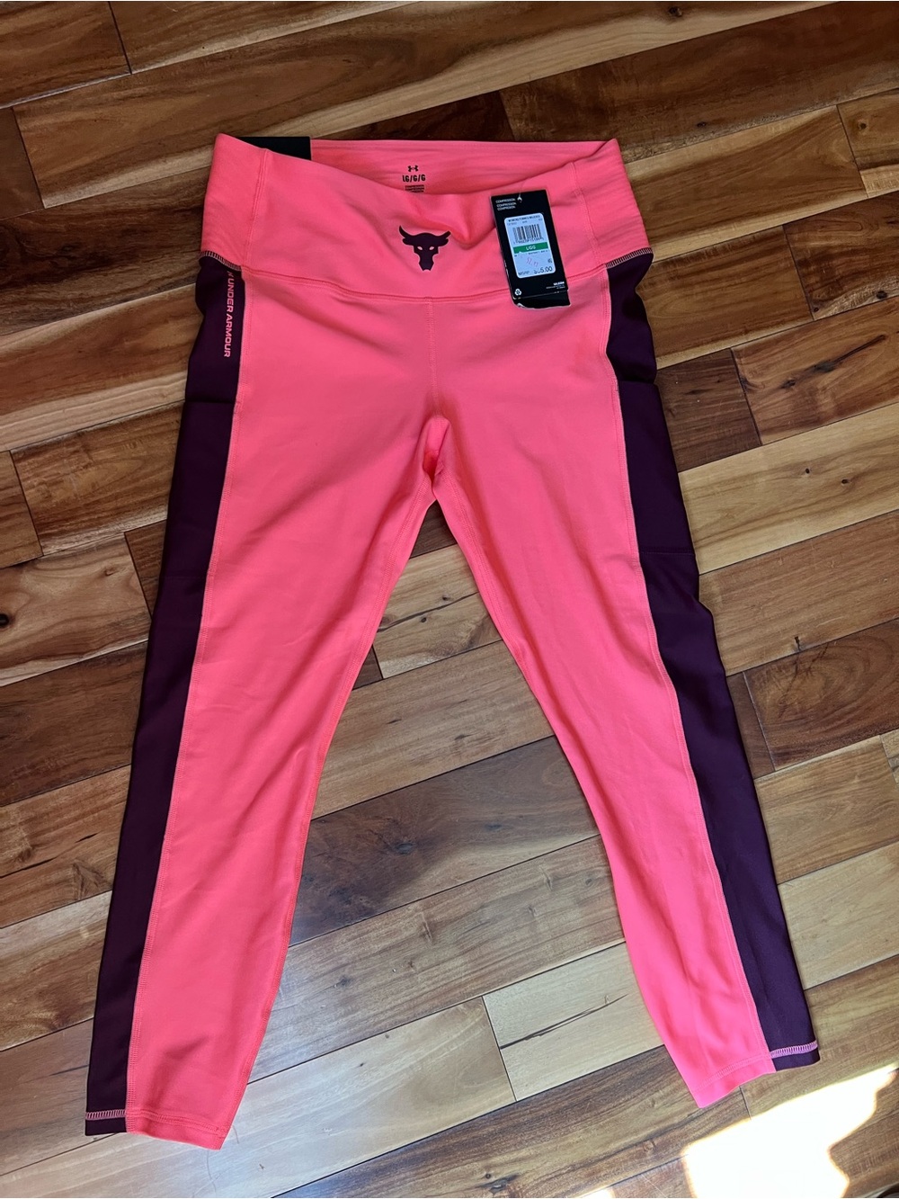 Under Armour Neon Pink Leggings with Maroon Side Panels